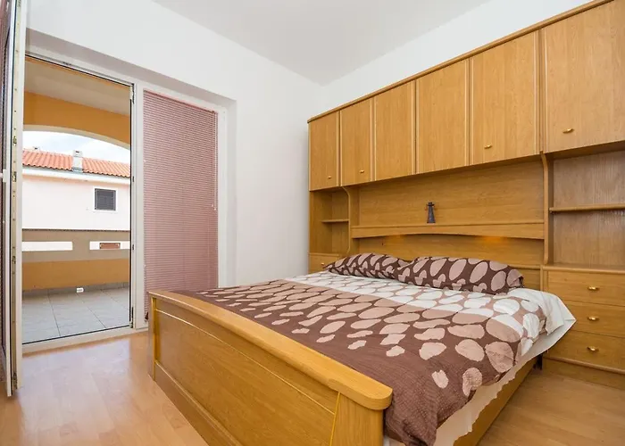 Adria Apartamento Punat